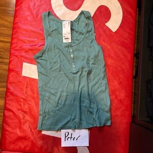 Uniqlo Ribbed Tank Top size Medium